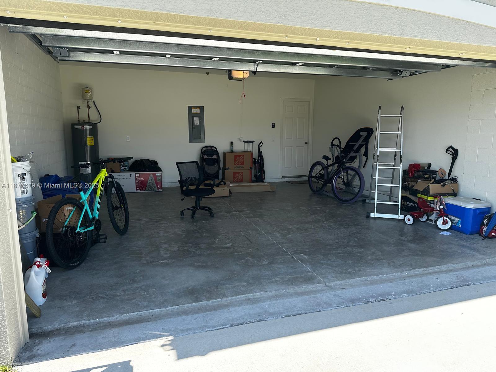 2098 SW Altman Ave, Port St. Lucie