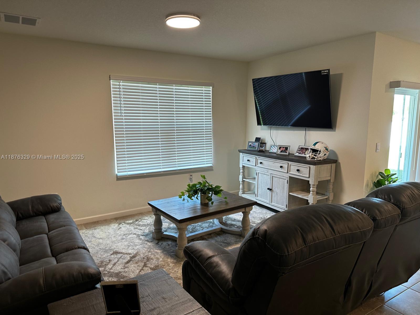 2098 SW Altman Ave, Port St. Lucie