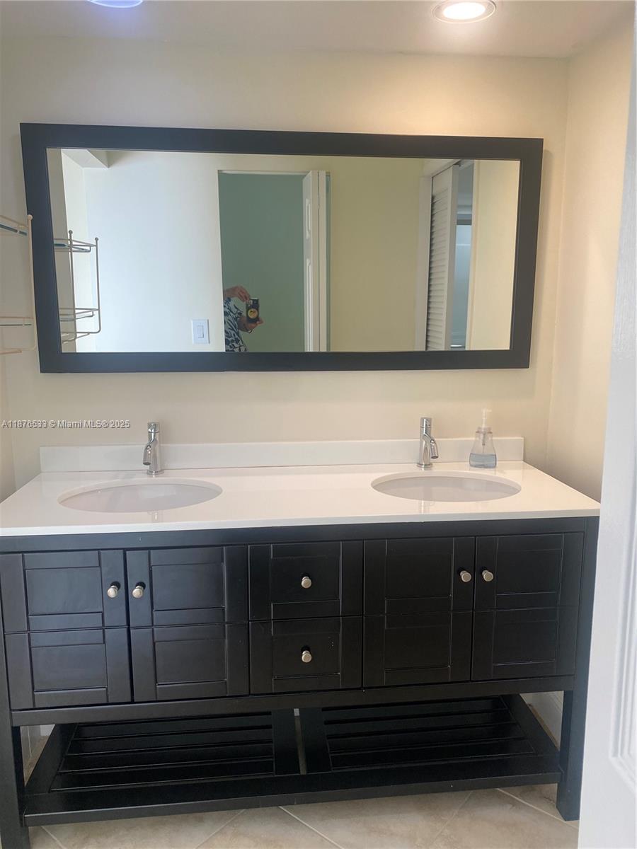 8108 SW 81st Pl # 8108