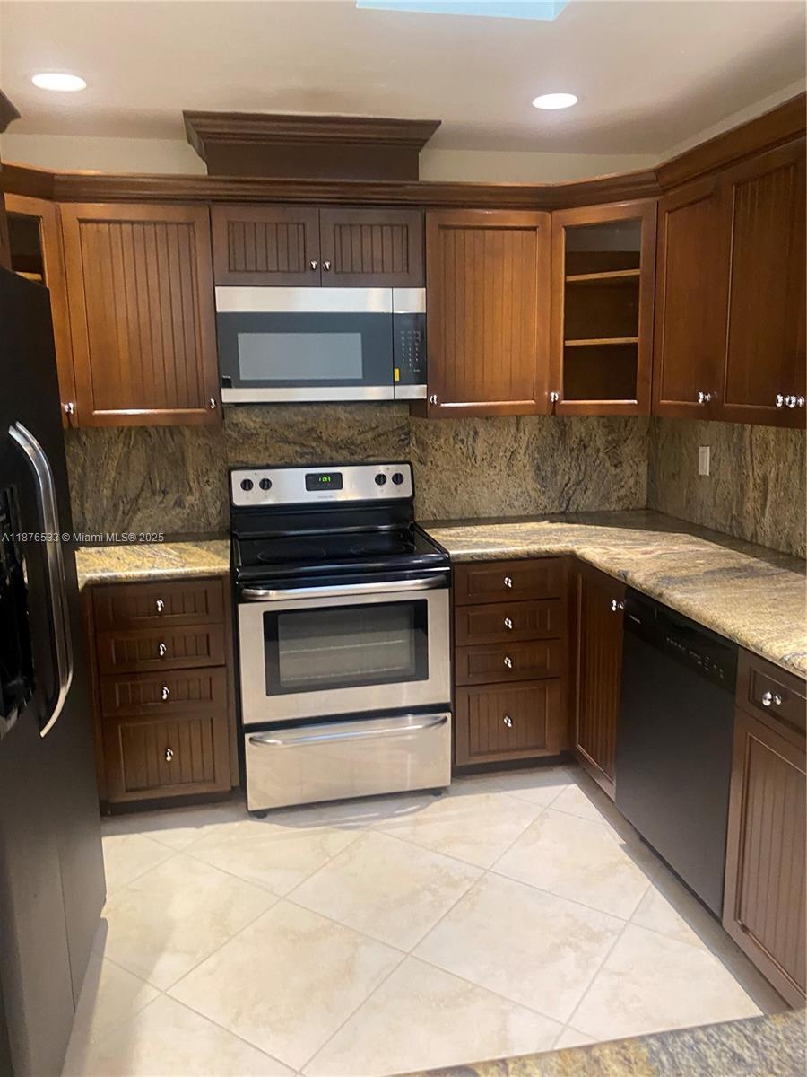 8108 SW 81st Pl # 8108