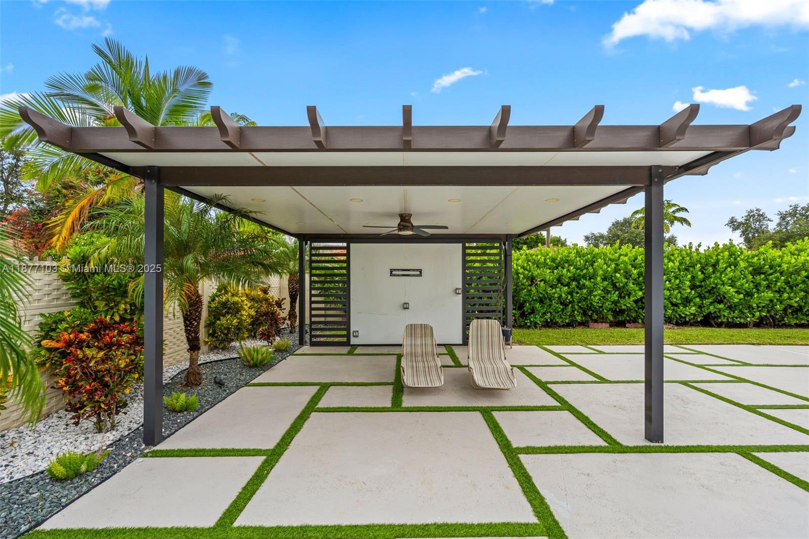 11380 SW 180th St Unit: .
