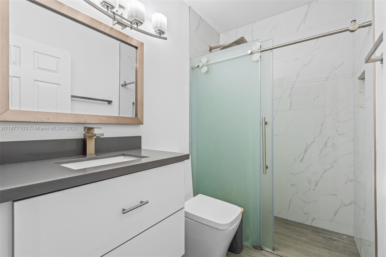 11380 SW 180th St Unit: .