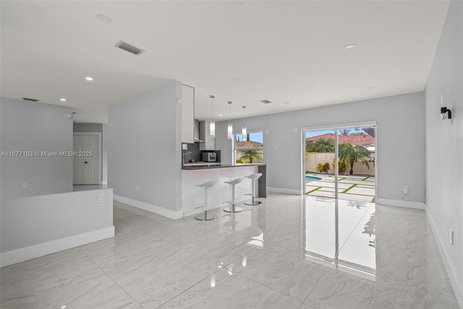 11380 SW 180th St Unit: .