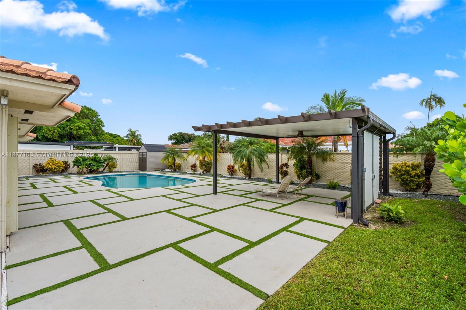 11380 SW 180th St Unit: .