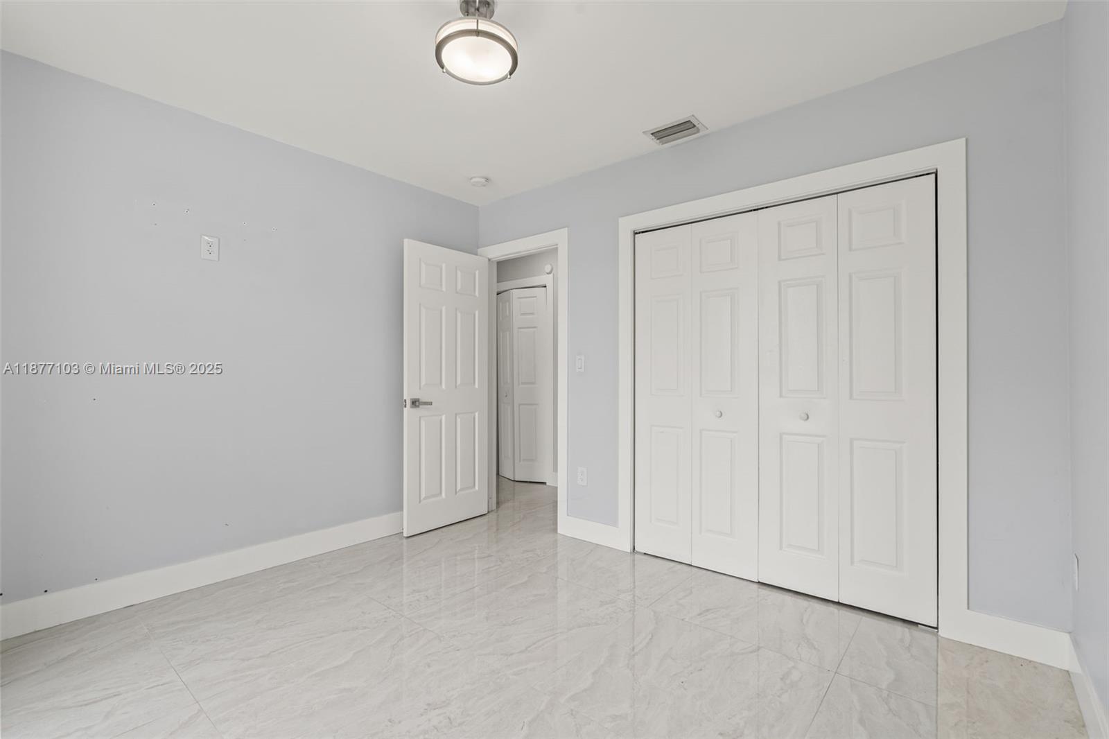 11380 SW 180th St Unit: .