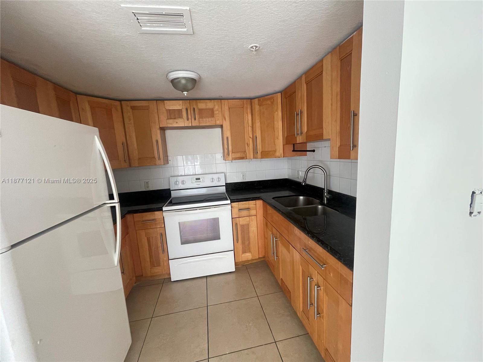 6315 SW 8th St # 501