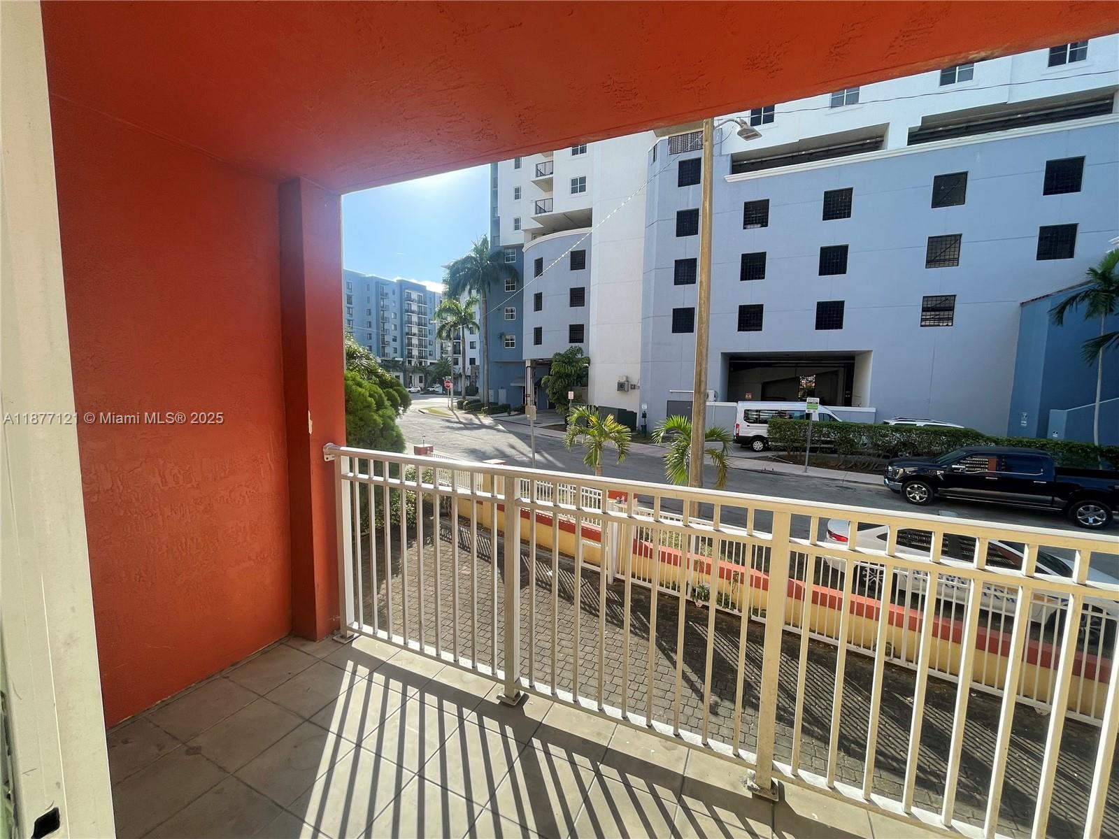 6315 SW 8th St # 501