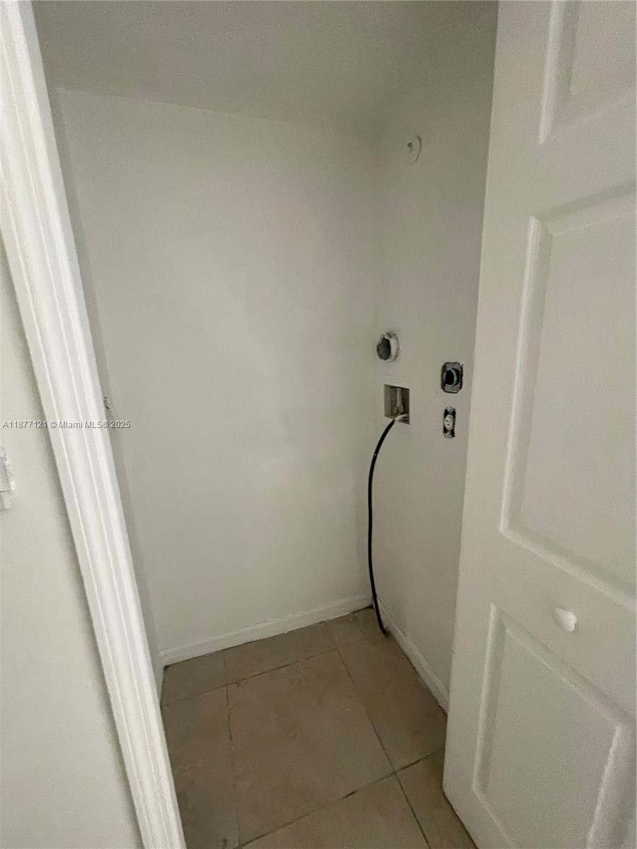 6315 SW 8th St # 501