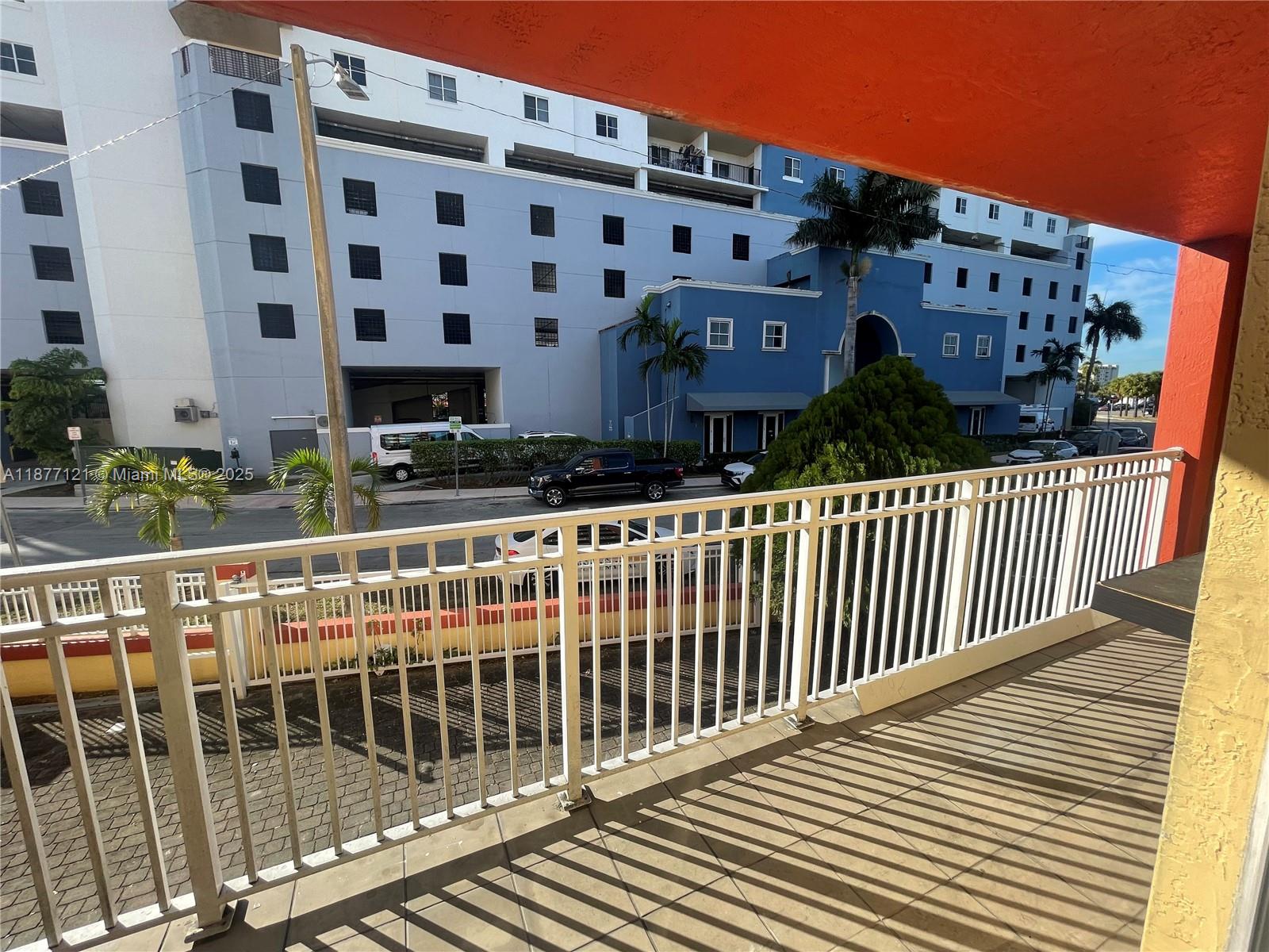 6315 SW 8th St # 501