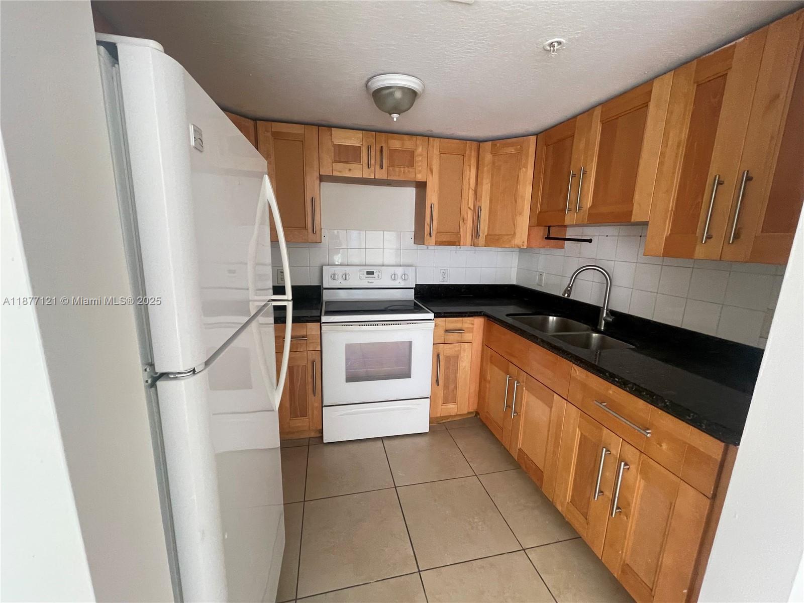 6315 SW 8th St # 501