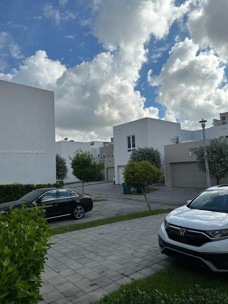 6417 NW 105th Ct, Doral Unit: ANEX