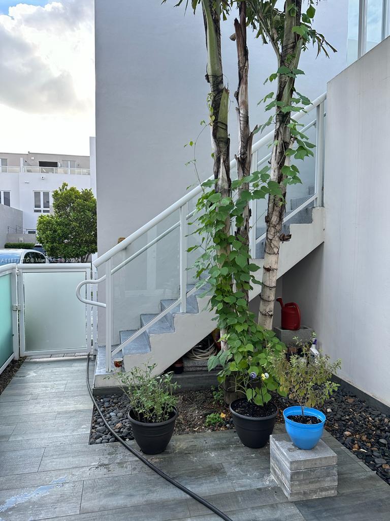 6417 NW 105th Ct, Doral Unit: ANEX