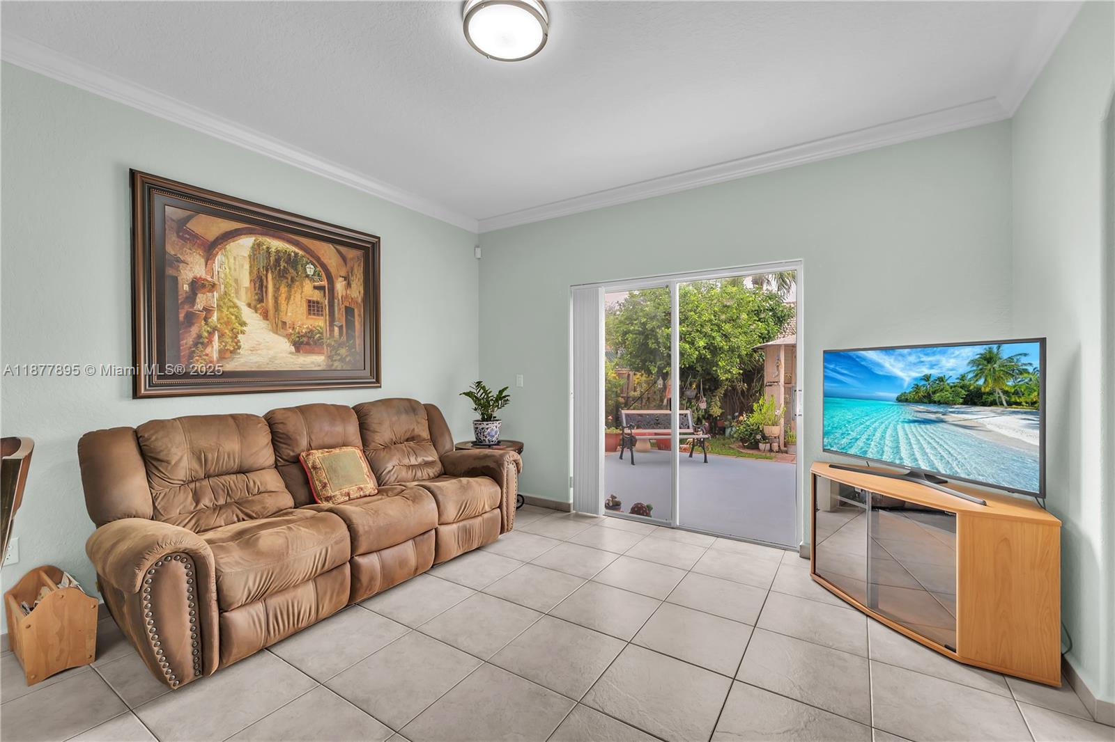 8934 NW 164th St