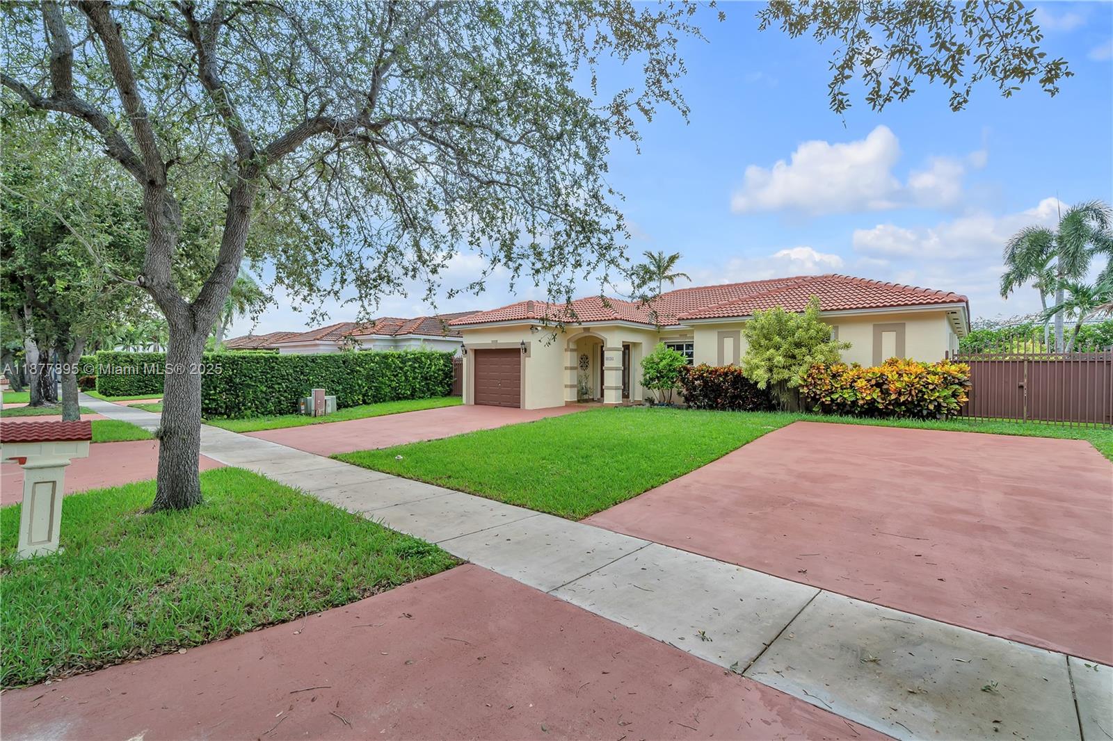 8934 NW 164th St