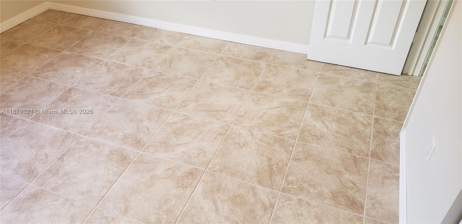 14116 SW 260th St # 104