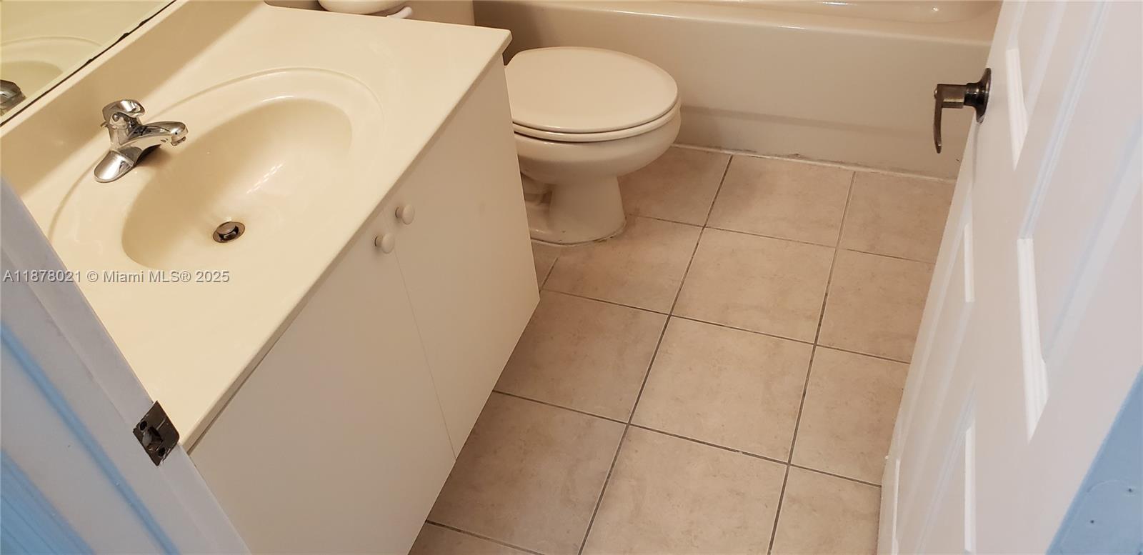 14116 SW 260th St # 104