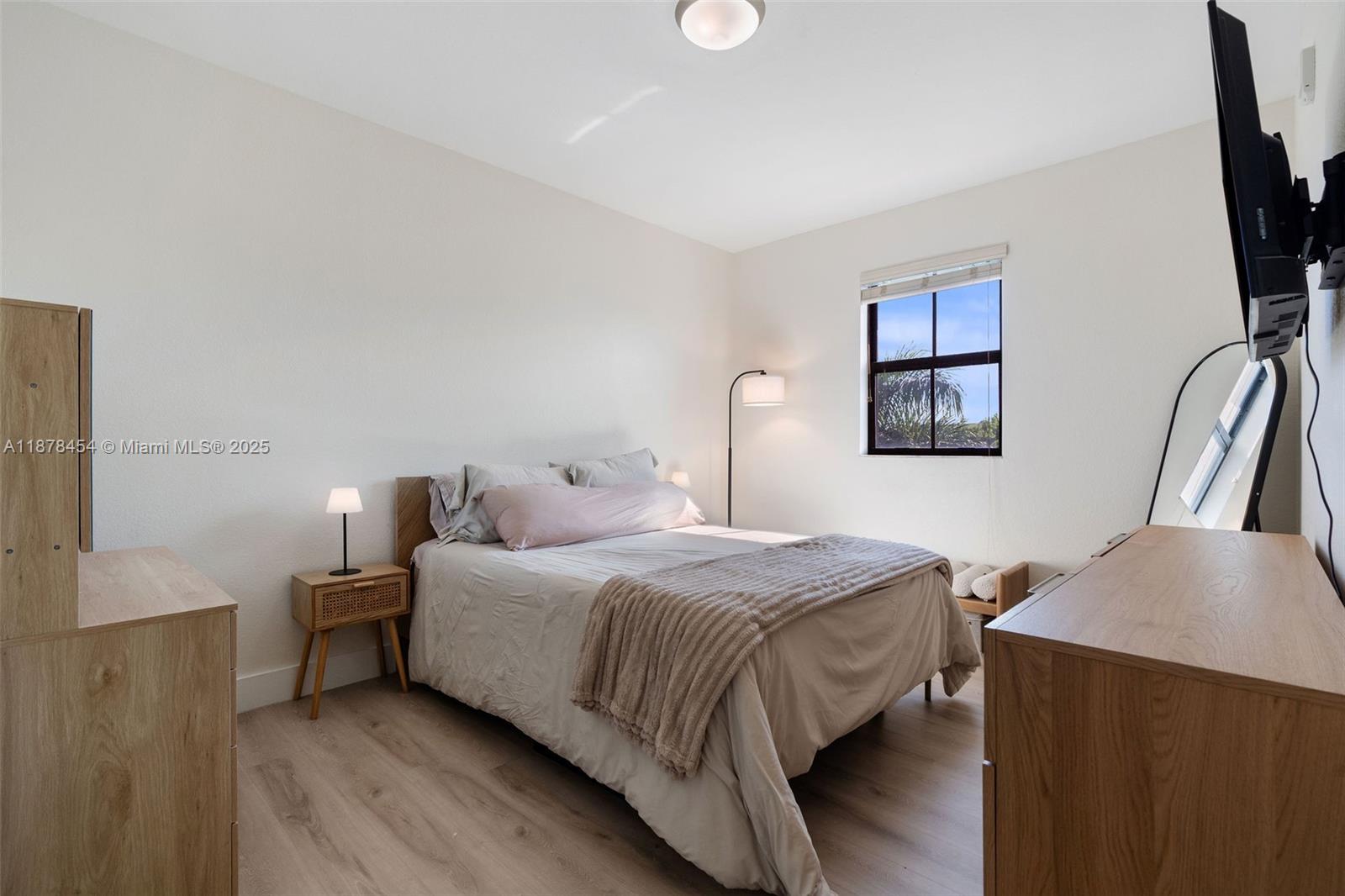 10600 NW 88th St # 212