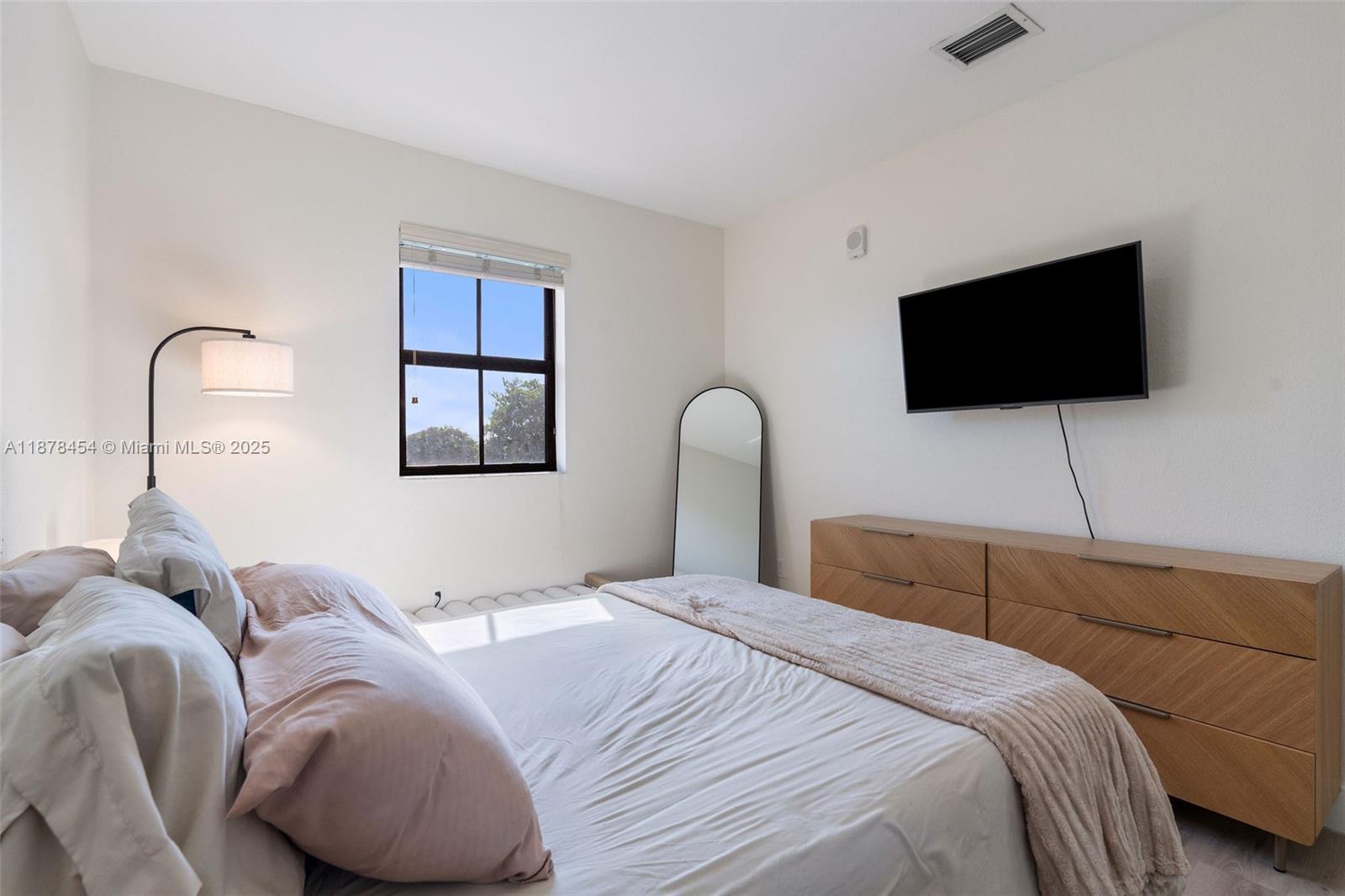 10600 NW 88th St # 212