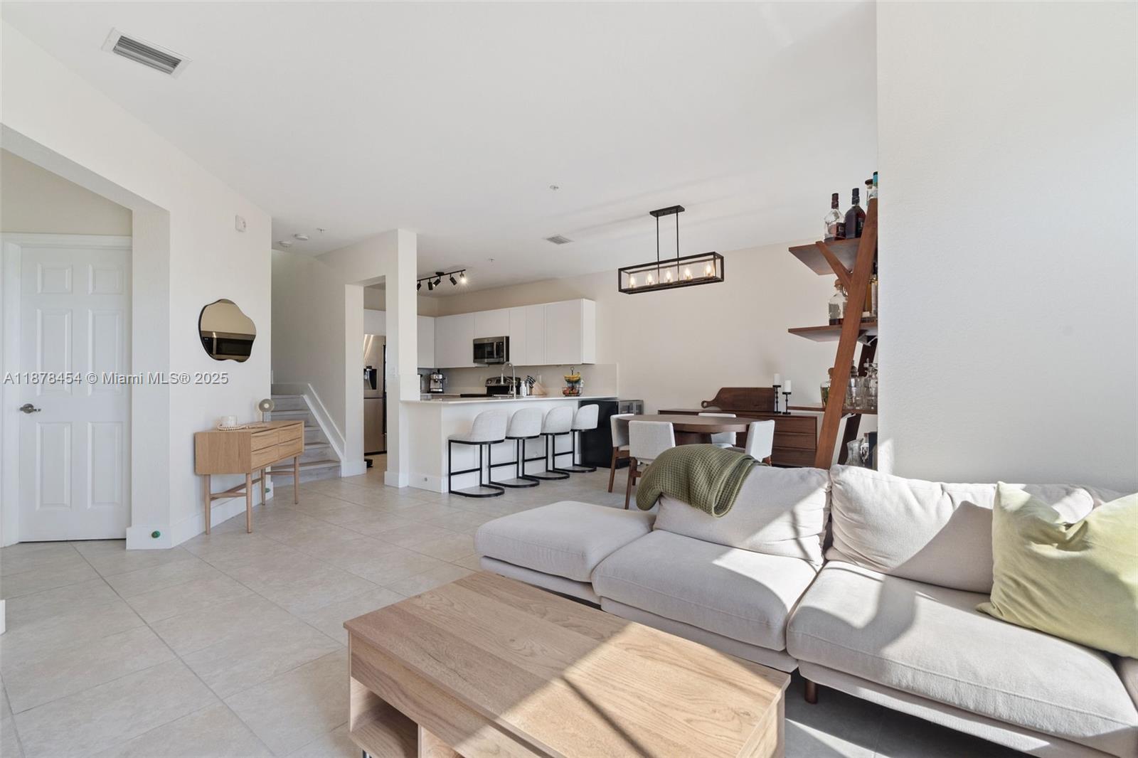 10600 NW 88th St # 212