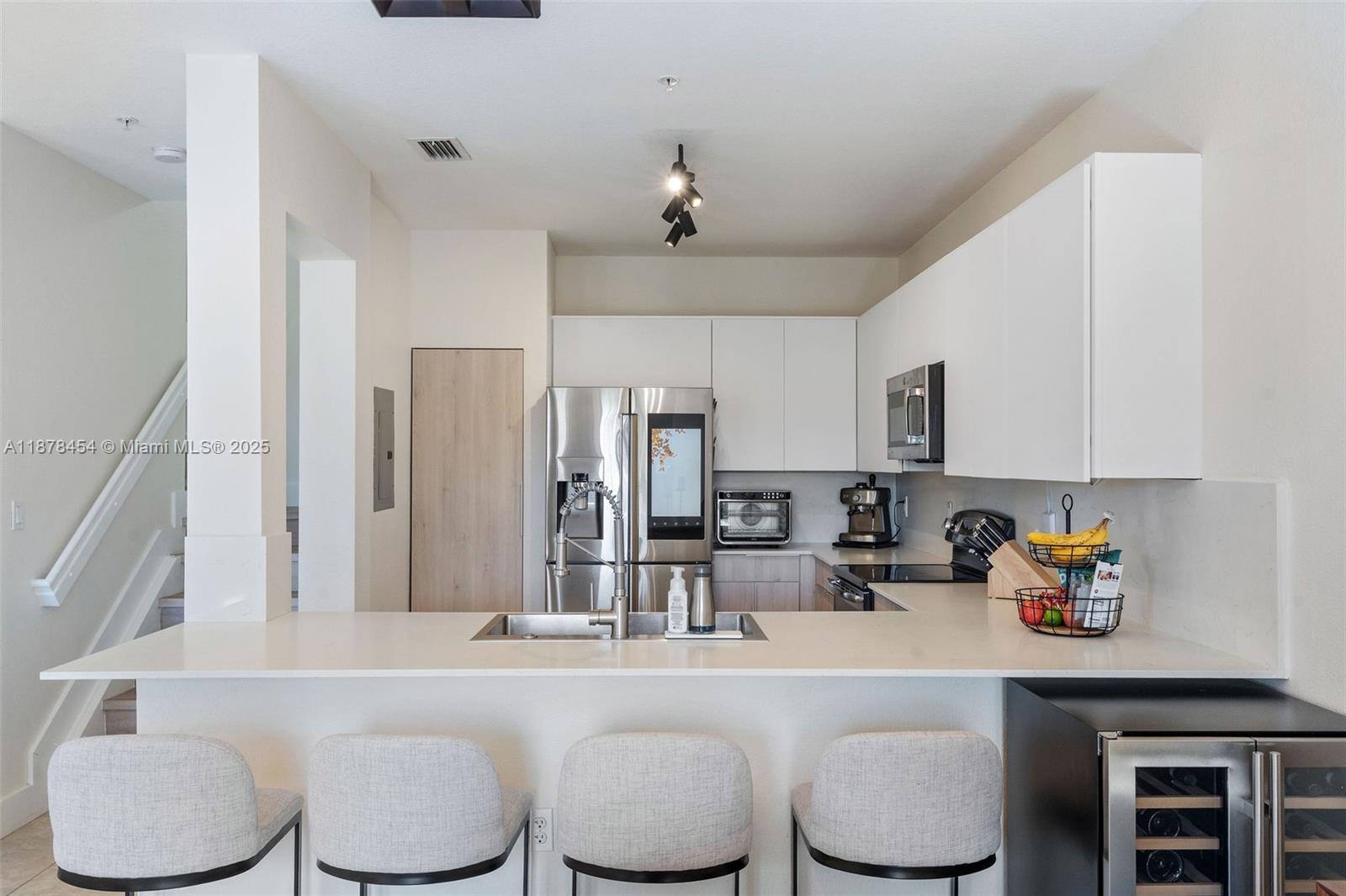 10600 NW 88th St # 212