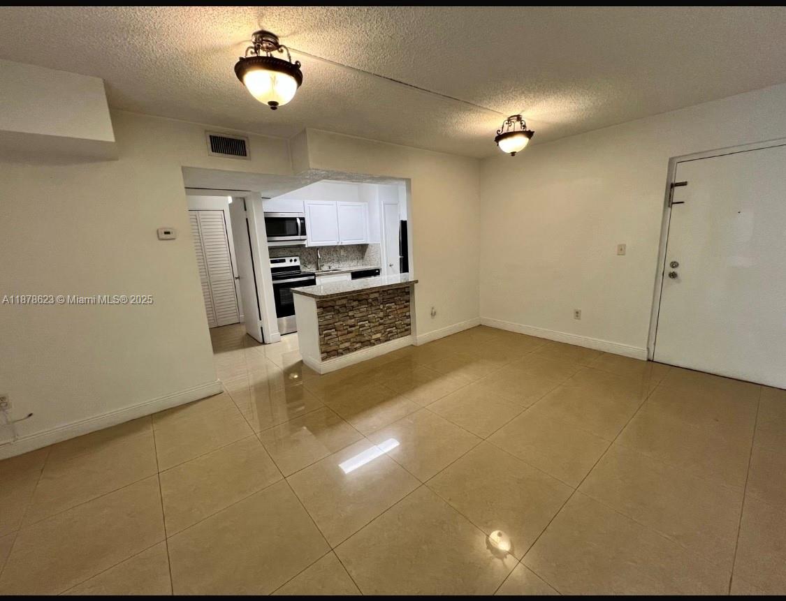 850 SW 129th Pl # 206