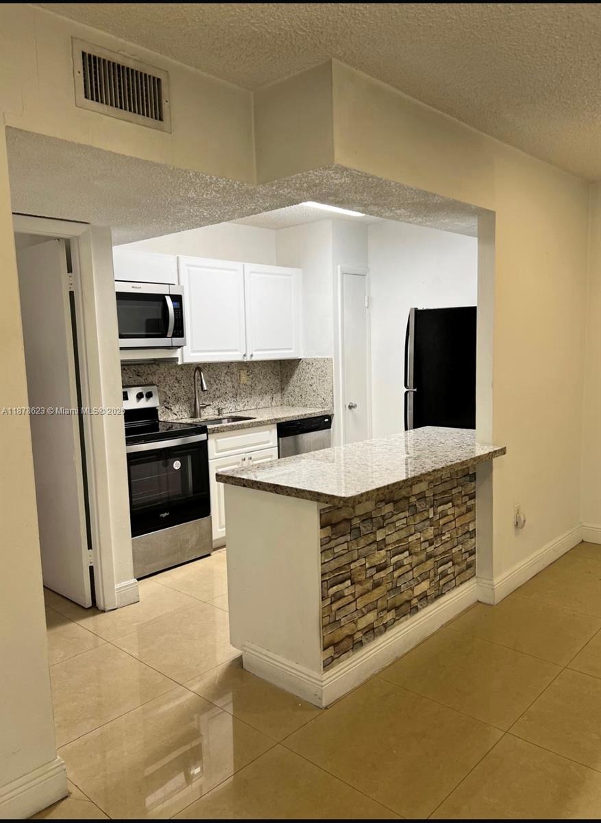 850 SW 129th Pl # 206