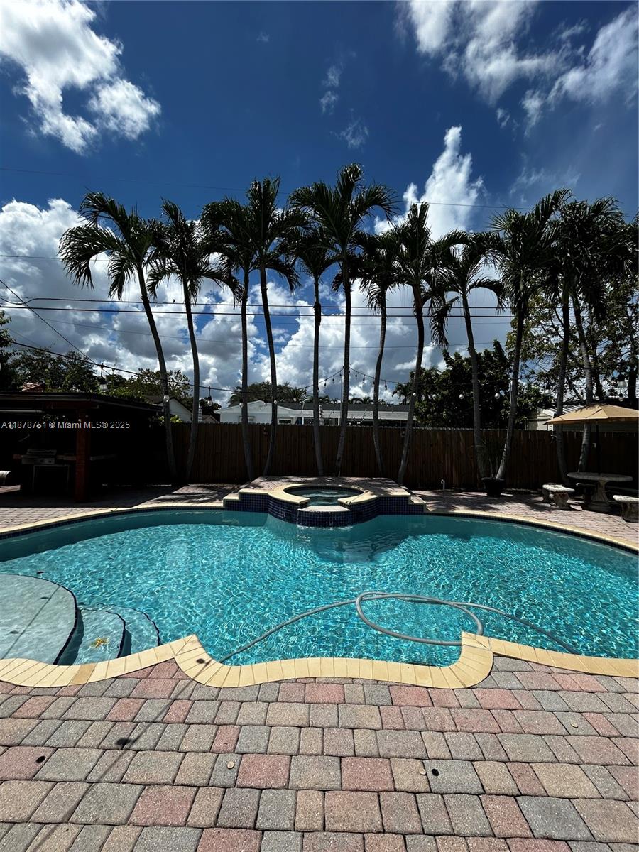 1320 SW 102nd Ct # 0