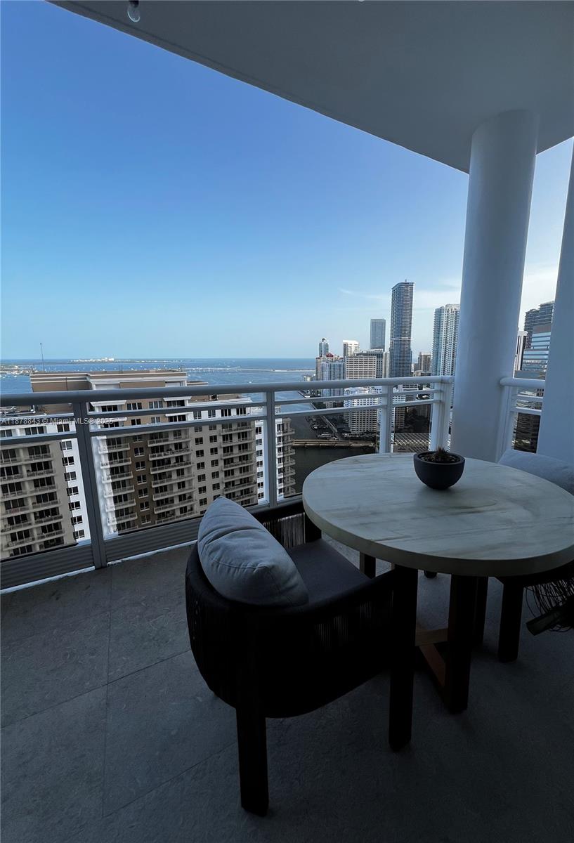 901 Brickell Key Blvd # 3702