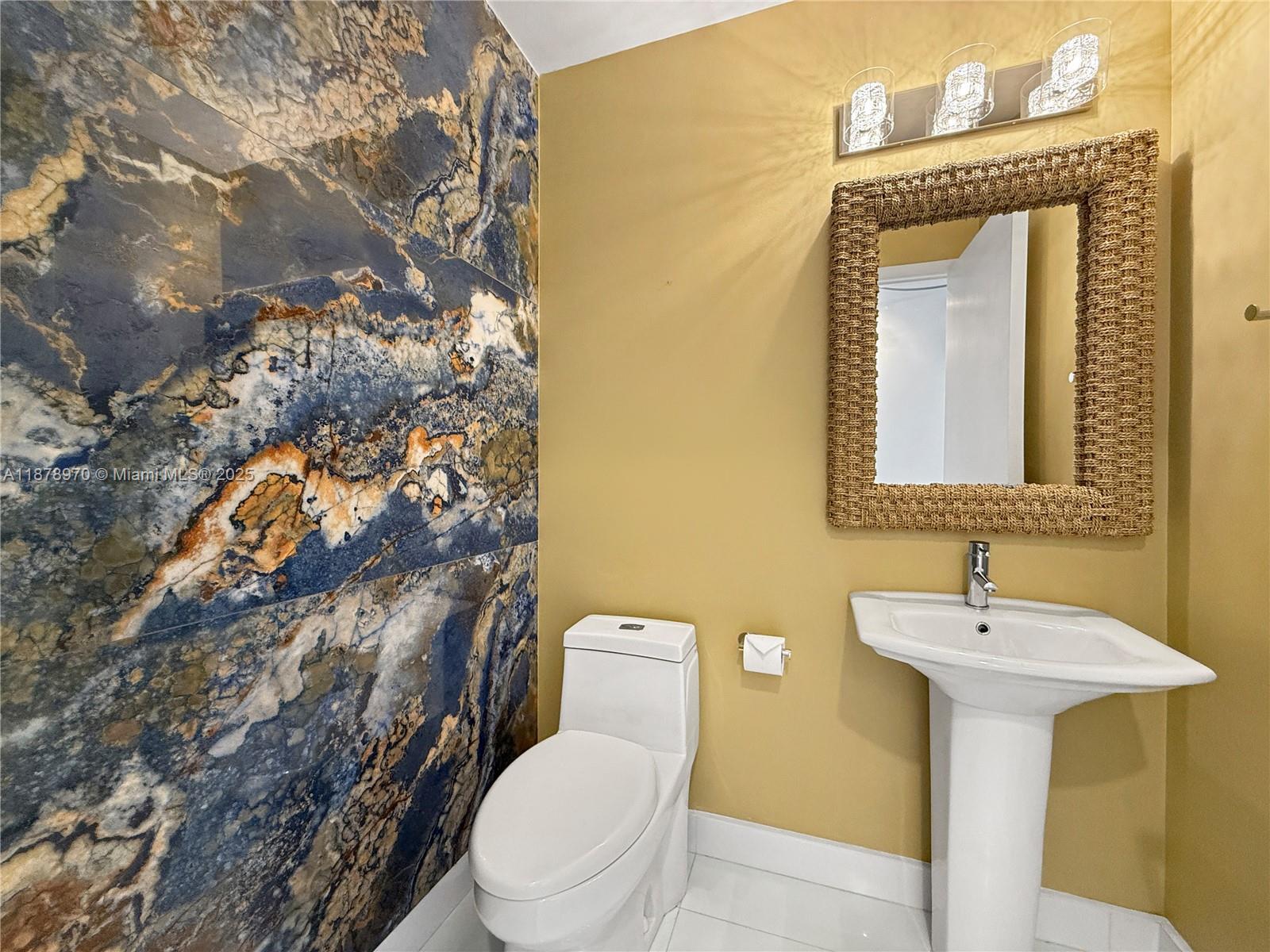 2020 N Bayshore Dr # 3701