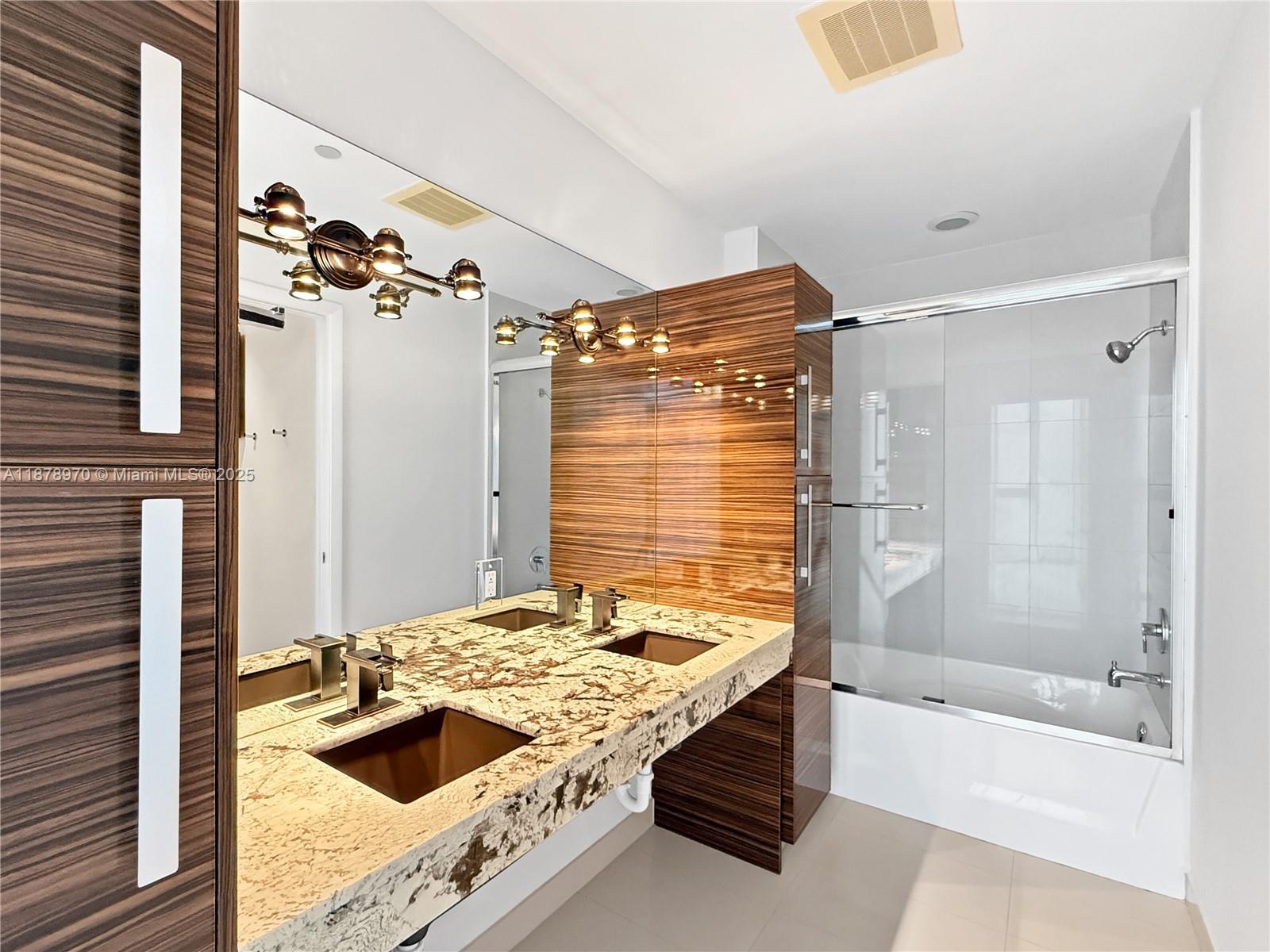 2020 N Bayshore Dr # 3701