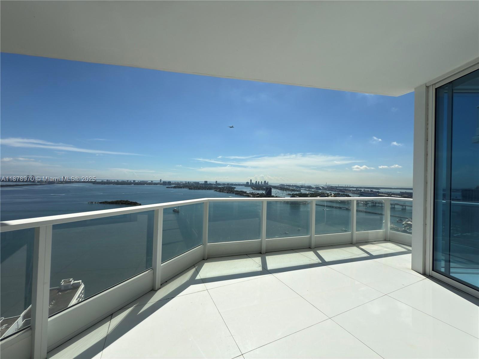 2020 N Bayshore Dr # 3701