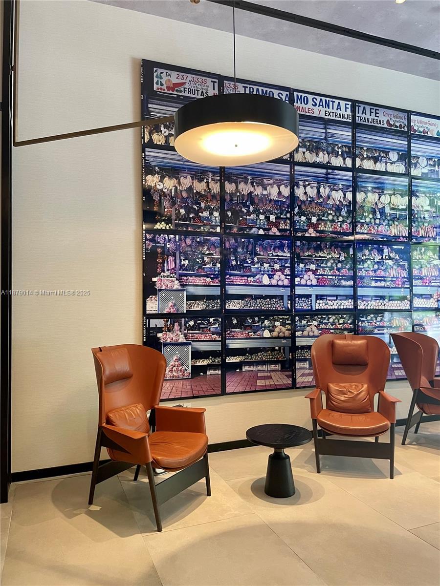 121 NE 34th St # 1215