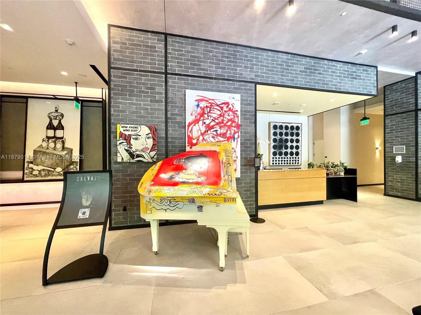 121 NE 34th St # 1215