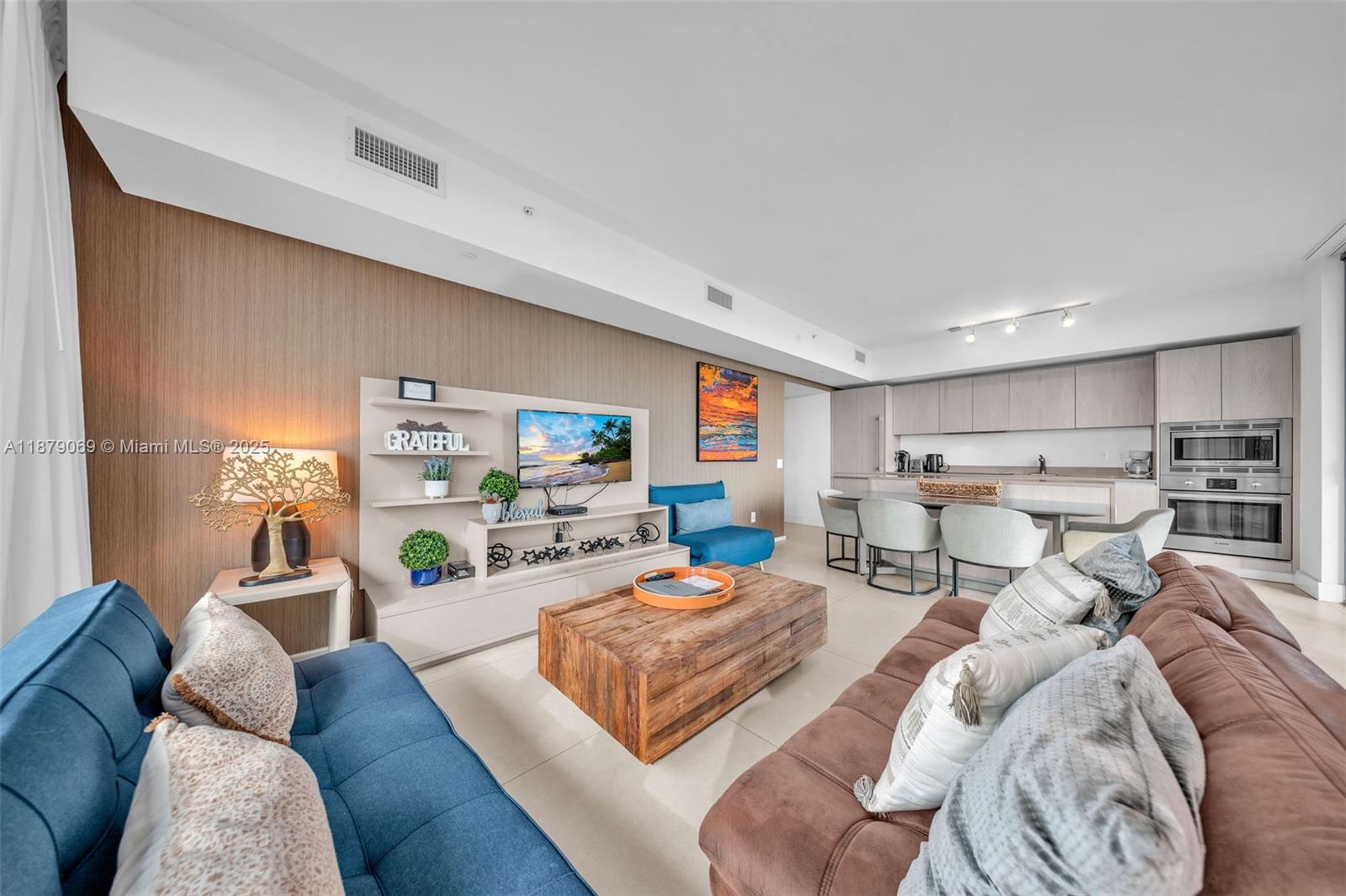 4111 S Ocean Dr # 1611