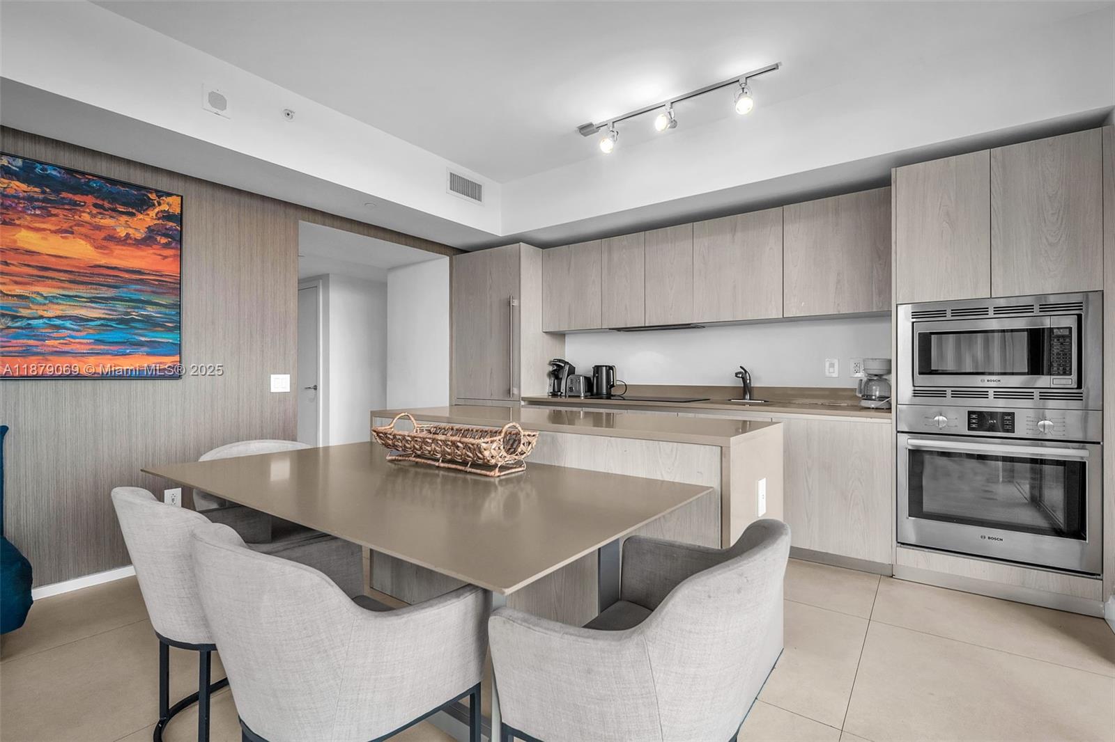 4111 S Ocean Dr # 1611