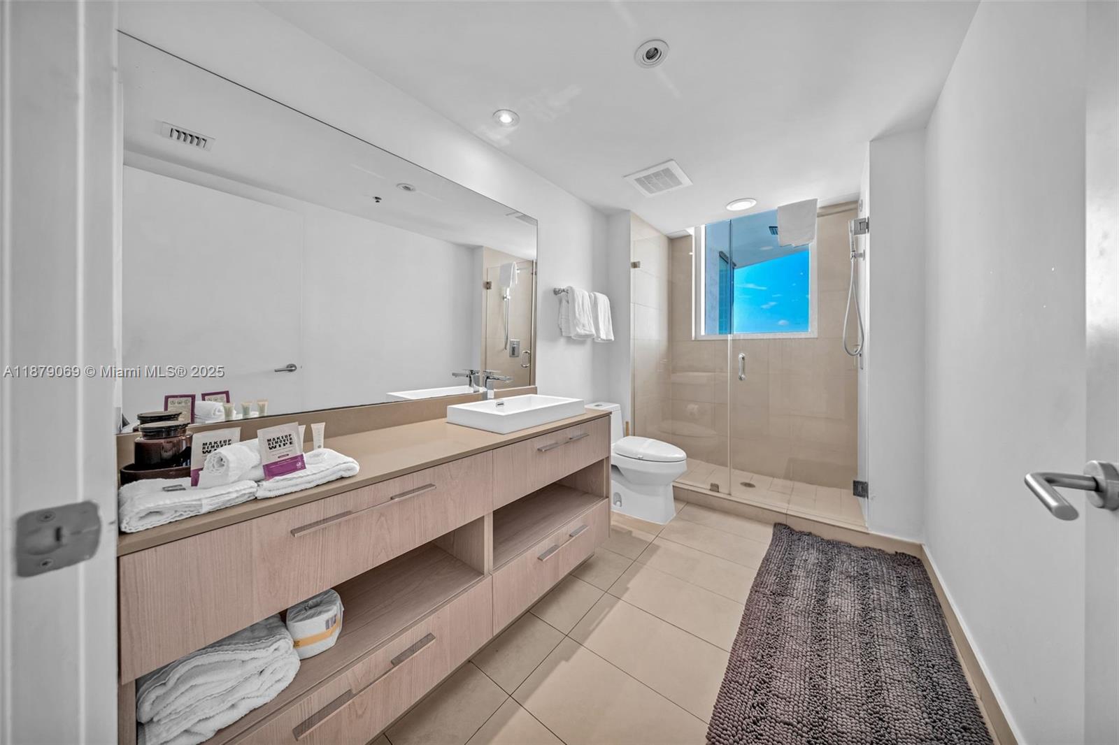 4111 S Ocean Dr # 1611