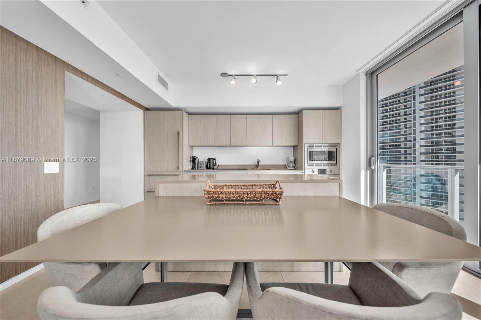 4111 S Ocean Dr # 1611