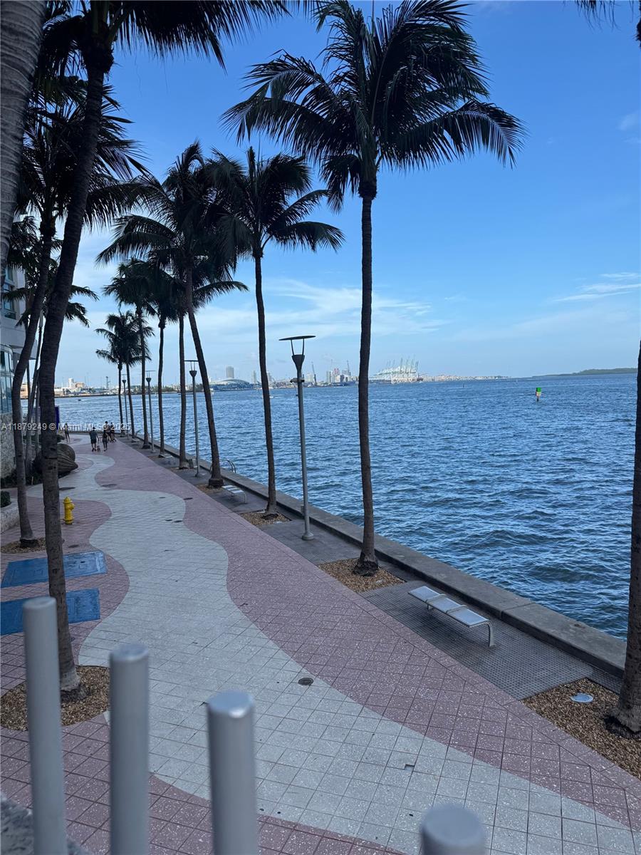 335 S Biscayne Blvd # 3306