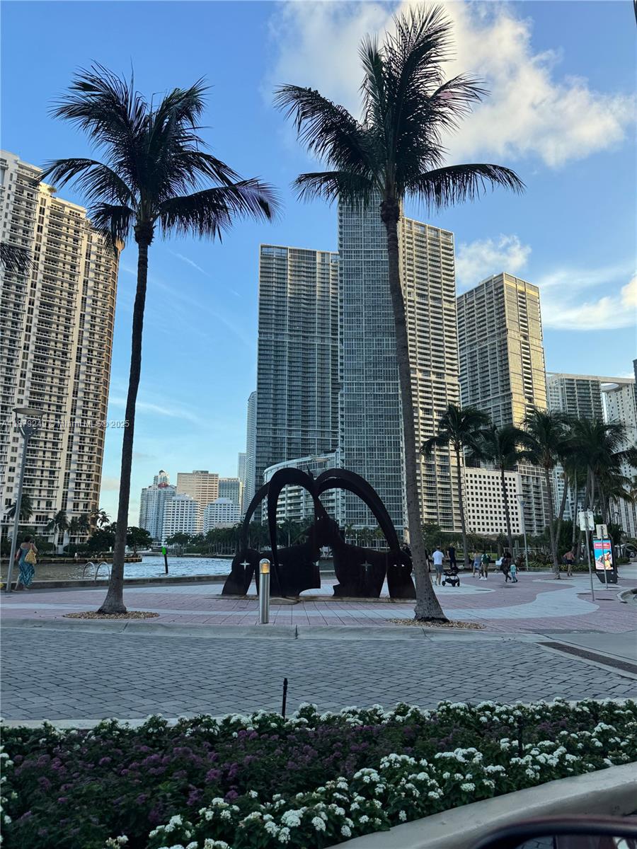 335 S Biscayne Blvd # 3306