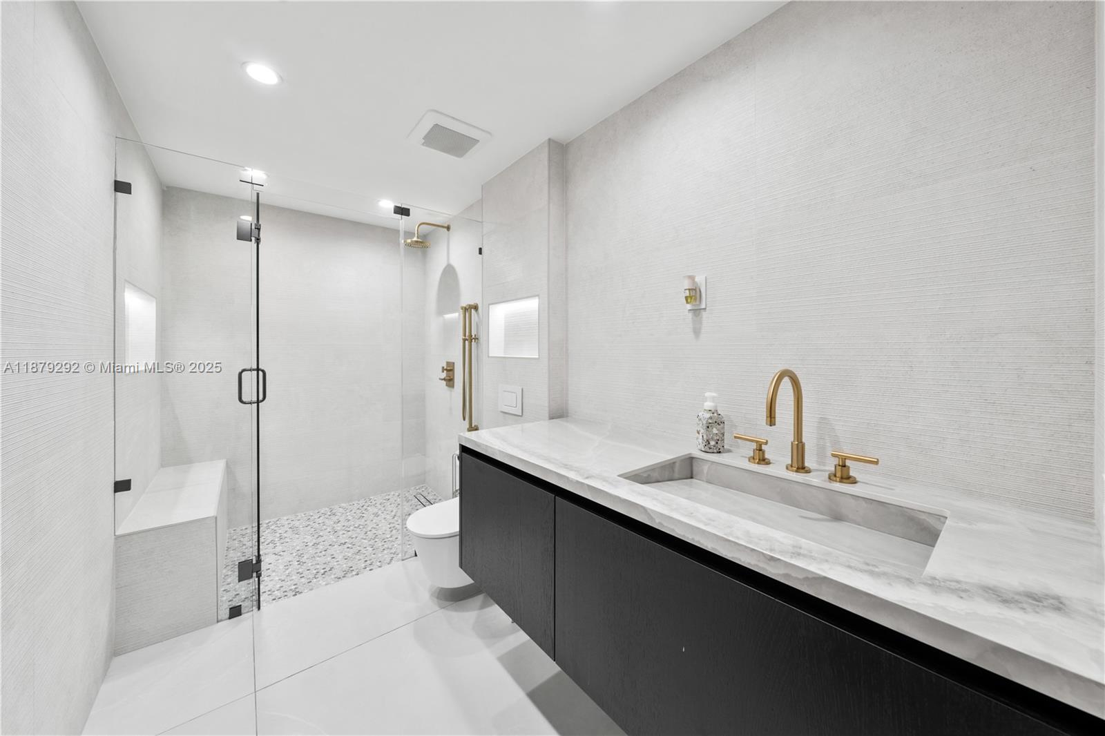 150 NW 123rd Ave