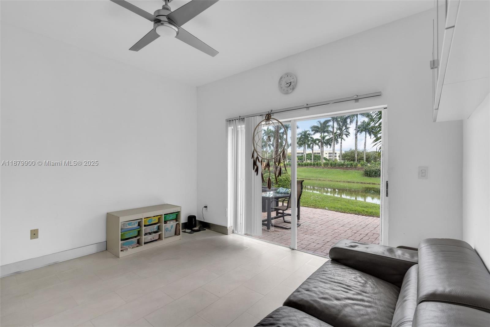 10940 NW 67th St