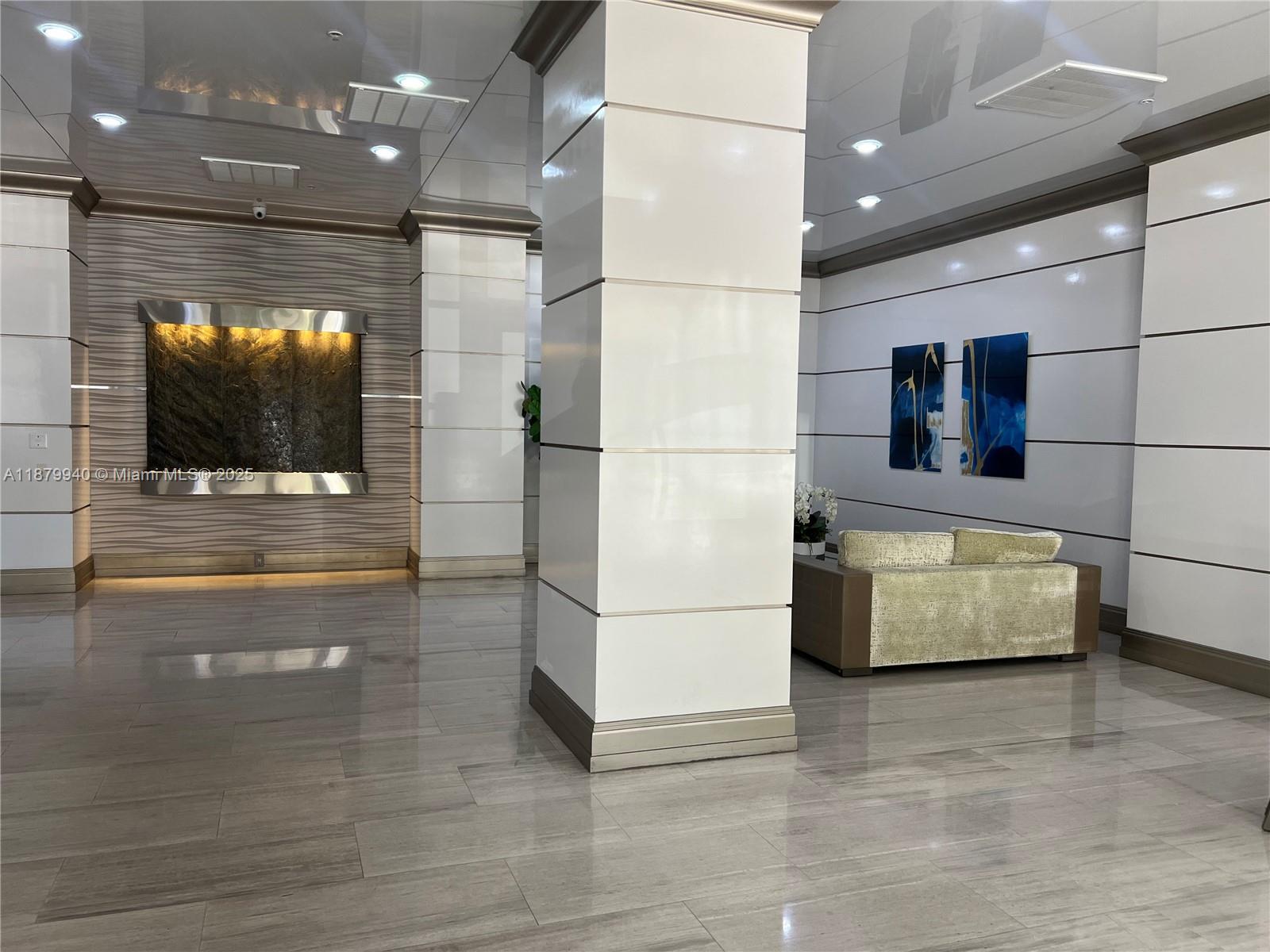 19390 Collins Ave # 5 Unit: PH-5