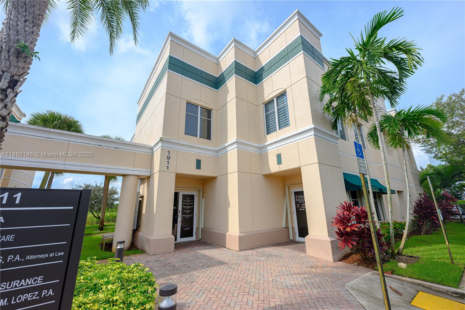 1911 NW 150th Ave # 201