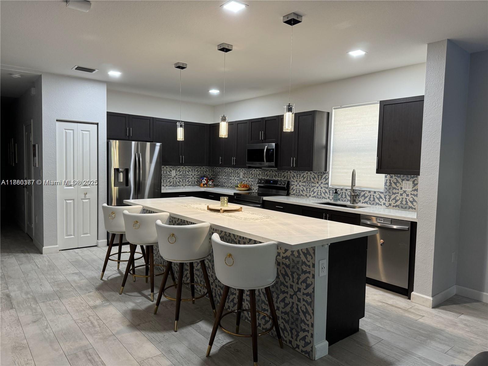 25083 SW 108th Ave # 25083