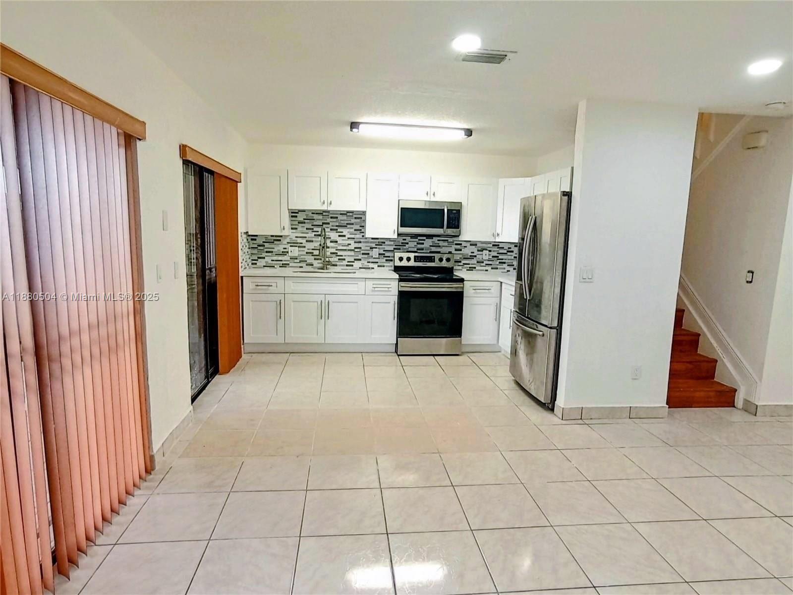 2531 W 60th Pl # 18 Unit: 101-18