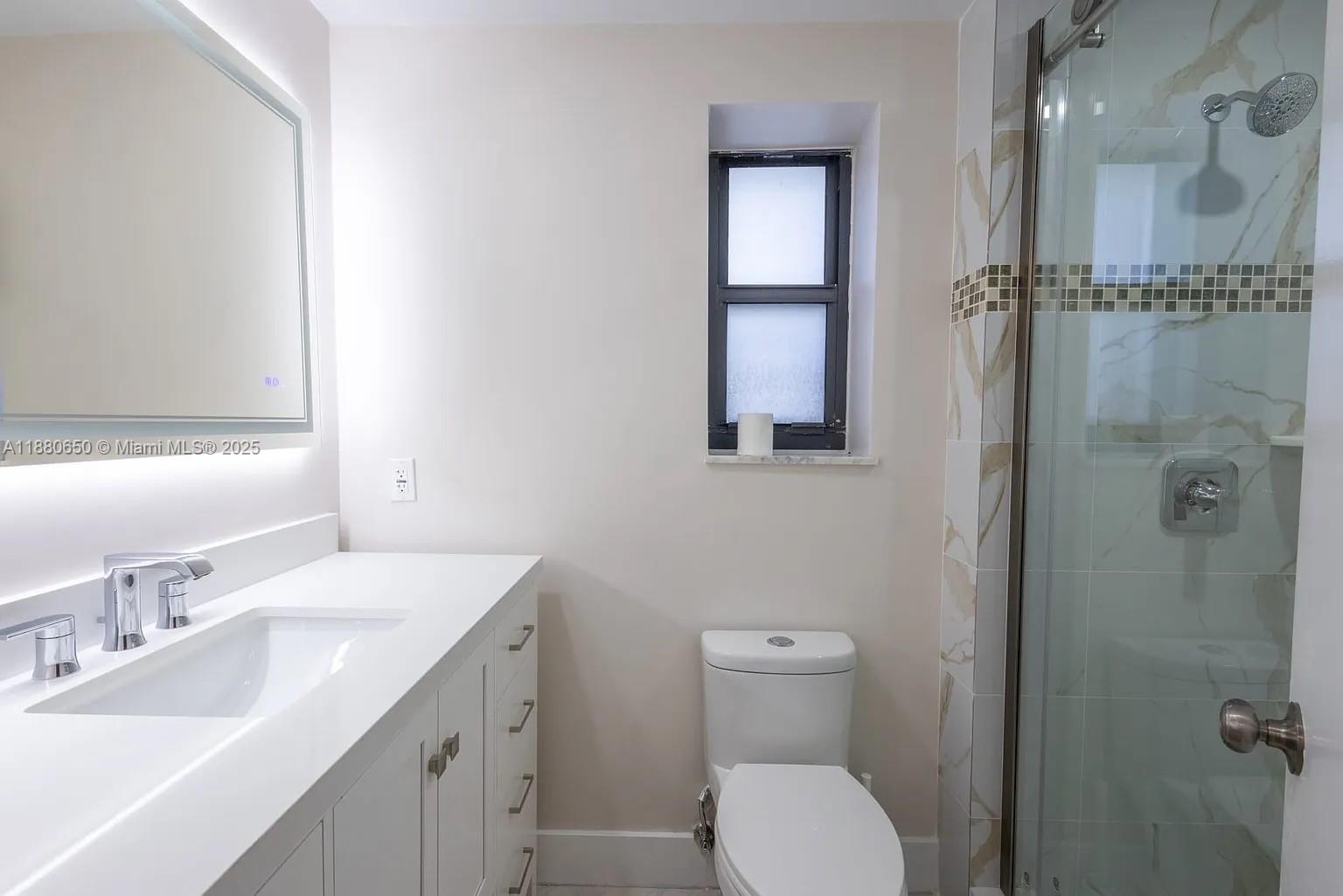 20350 W Country Club Dr # 4 Unit: PH24-4