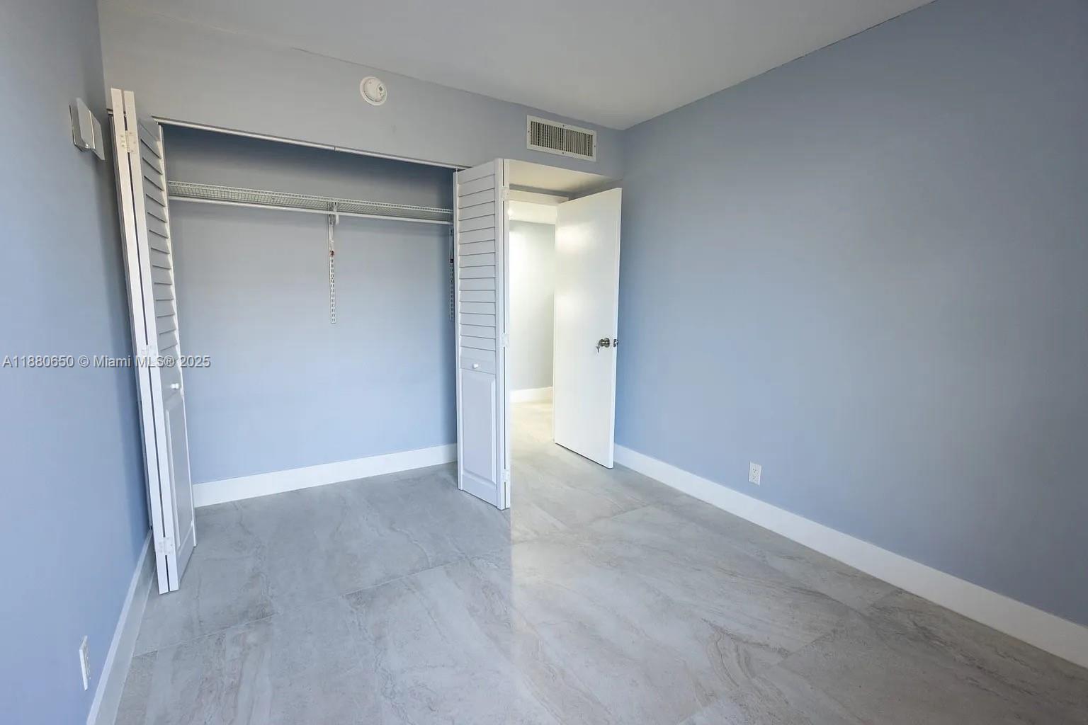 20350 W Country Club Dr # 4 Unit: PH24-4