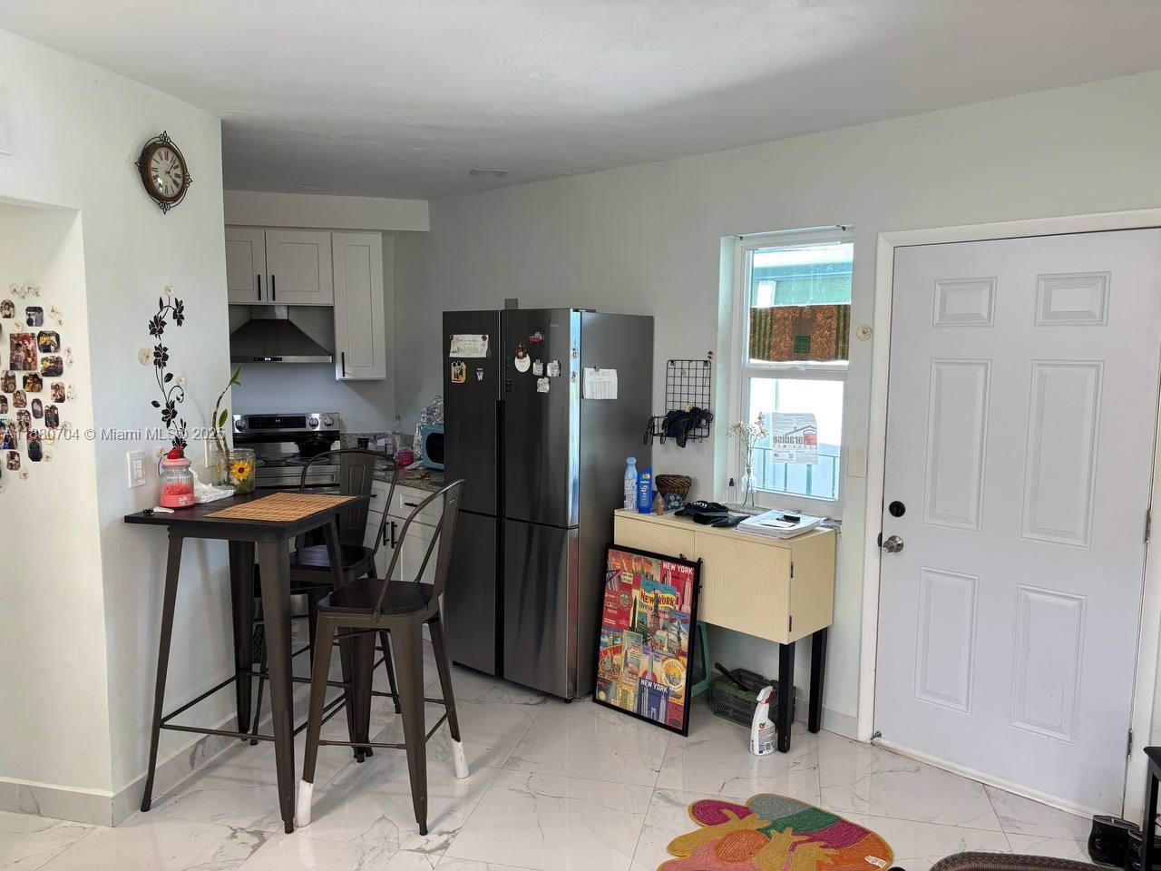 18706 NE 18th Ave # 206