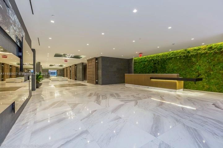 400 Sunny Isles Blvd # 1920