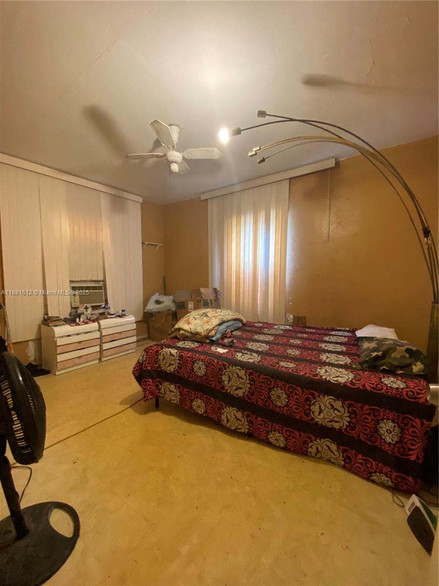 1305 Dunad Ave, Opa-Locka